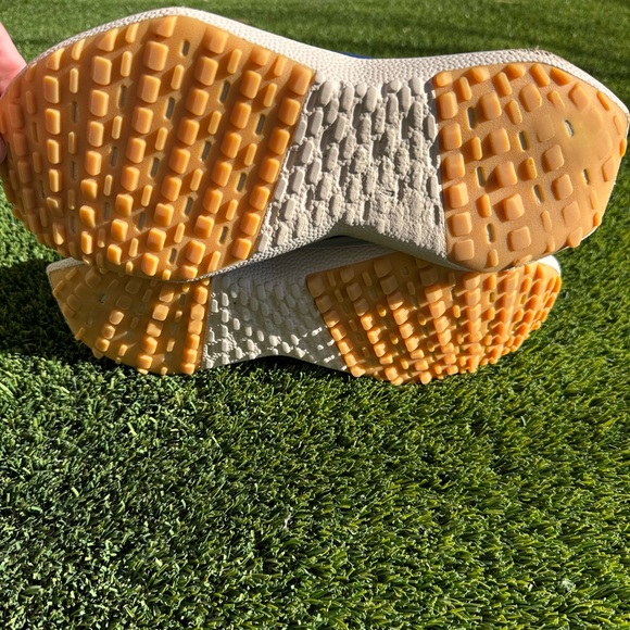 Allbirds Golf Dashers in the "Deep Navy” Sneakers - Picture 7 of 8